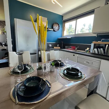 Sea View アパート